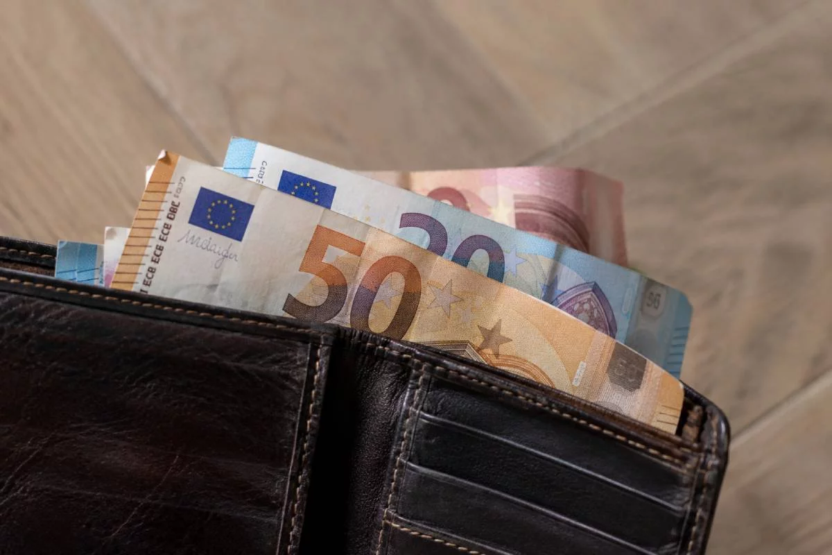 Wszystkie banknoty euro do wymiany. Co stanie się z obecnymi?