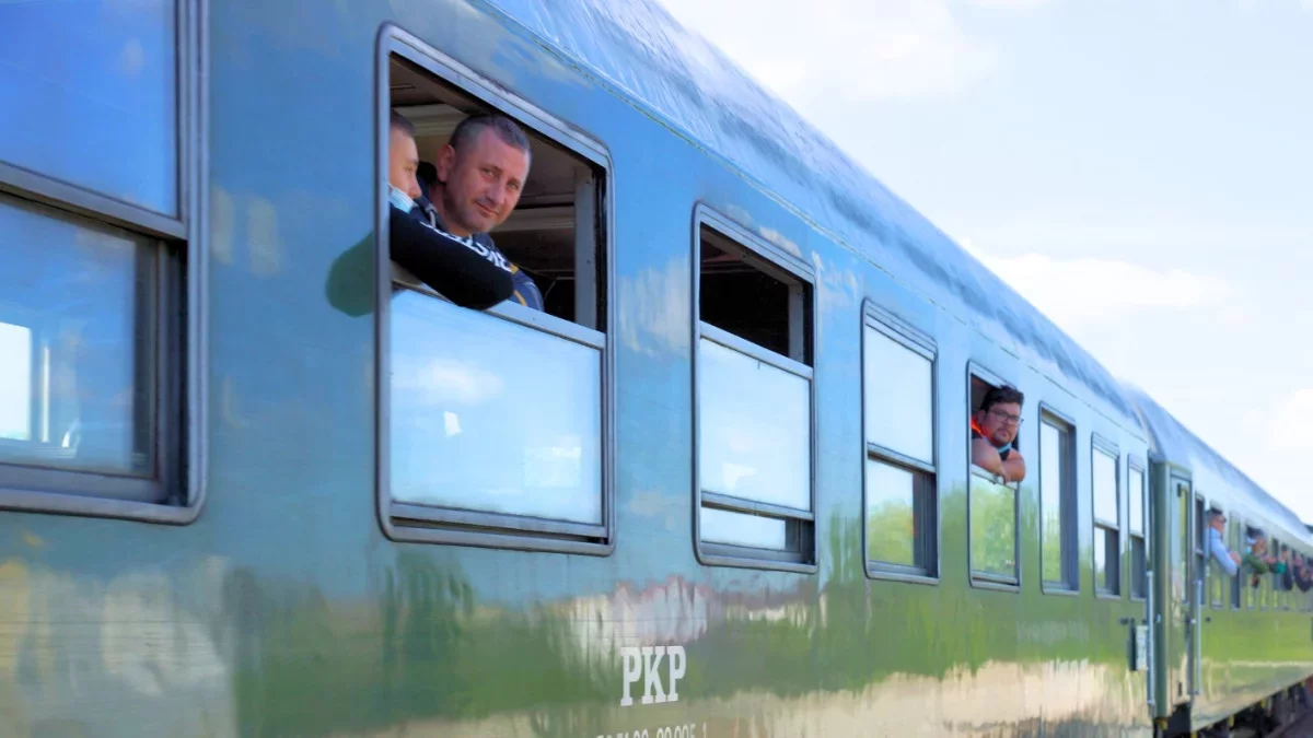 Pociąg z Piotrkowa do Bełchatowa pojedzie już za tydzień. Gdzie kupić i ile kosztują bilety?