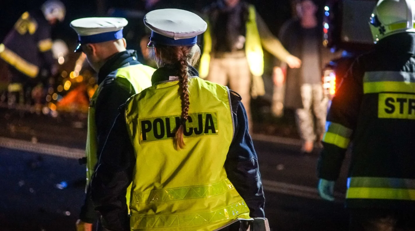 Mały karambol pod Bełchatowem. Jedna osoba poszkodowana