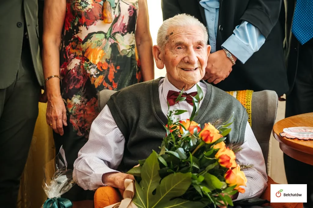 Honorowy Obywatel Bełchatowa świętuje 103. urodziny. Ponad wiek pięknej historii i służby miastu