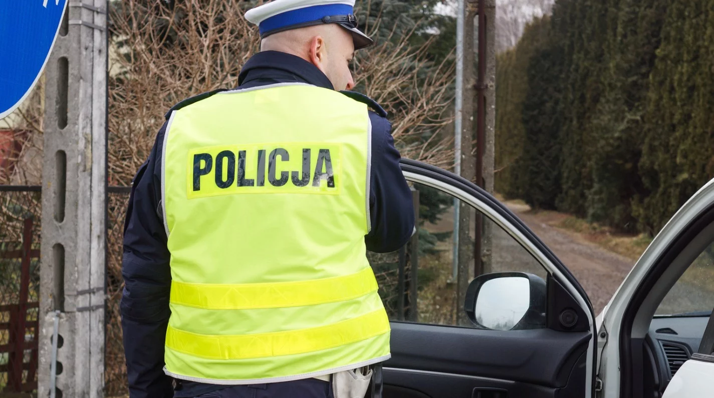 Kierowcy przeklinają tę miejscowość w gminie Zelów. Trzy zabrane prawka, a to dopiero początek