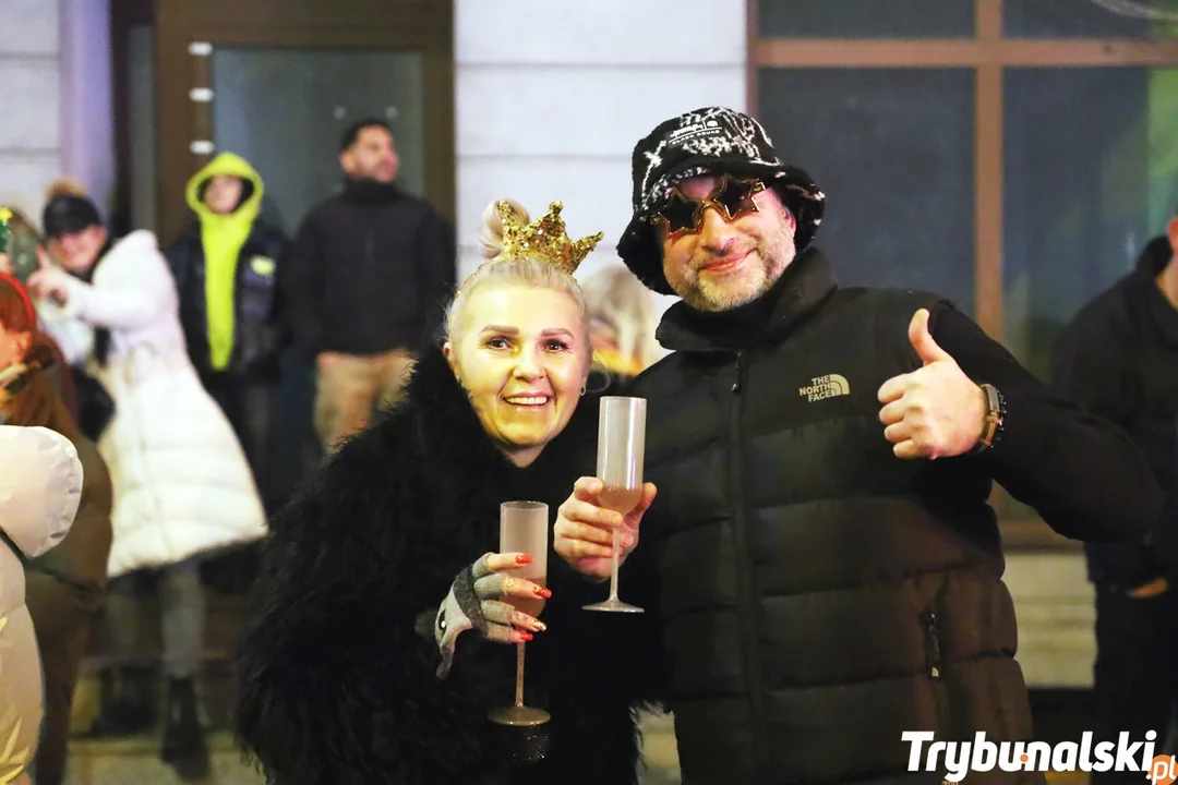Sylwester w Piotrkowie 2025. Powitanie Nowy Rok 2026 Piotrków Trybunalski ZDJECIA