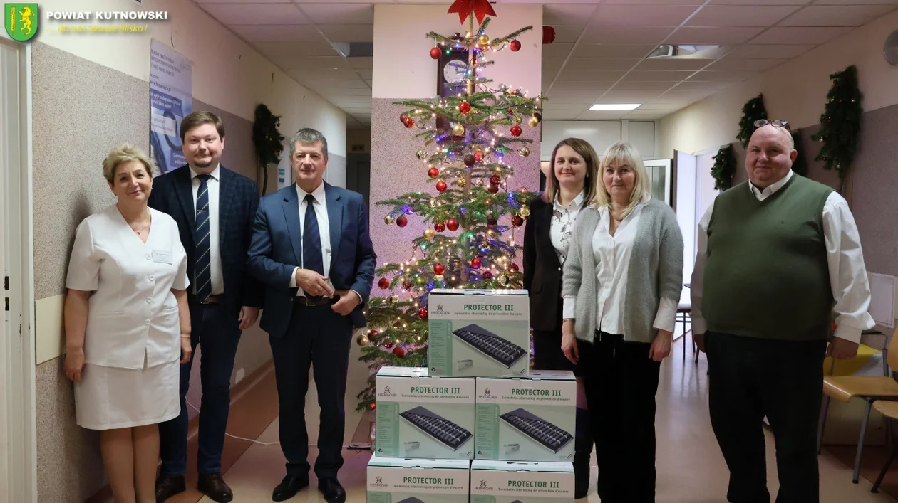 ZOL w Kutnie z nowym wyposażeniem. Powiat przekazał materace przeciwodleżynowe (ZDJĘCIA)