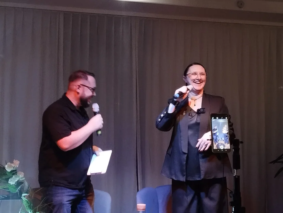 Fotoreporterka TuLodz.pl z debiutancką wystawą w Łasku [ZDJĘCIA]