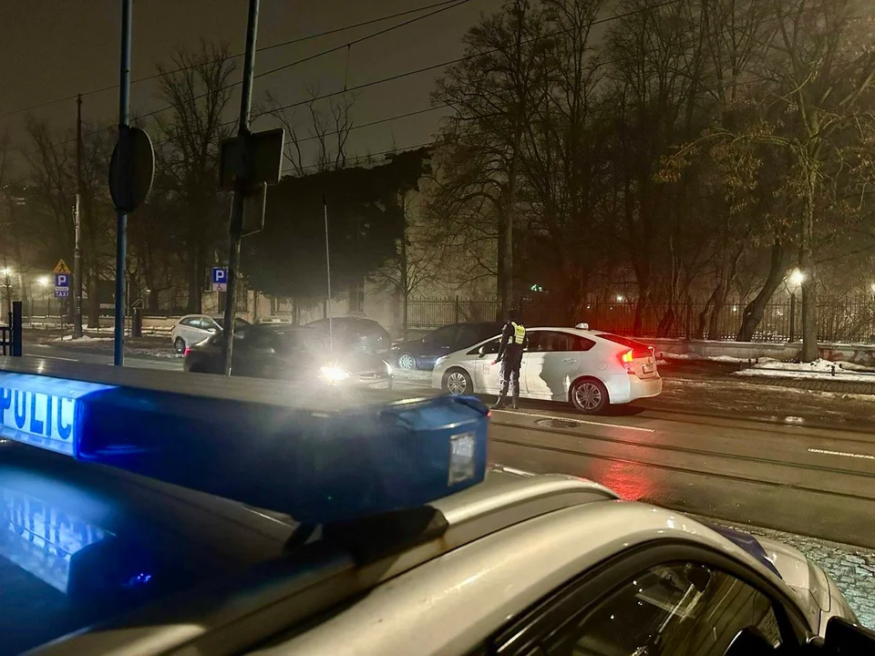 Alarm na drogach Łodzi i regionu. Policja sprawdza od świtu, 12 osób zatrzymanych