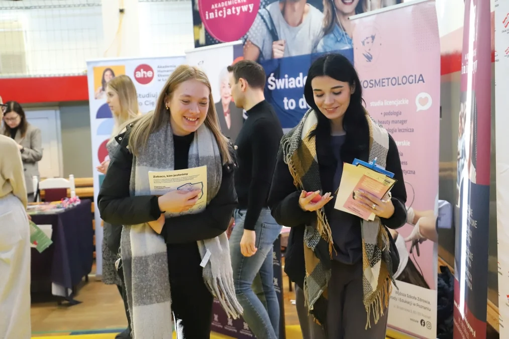 Jedna decyzja, wiele dróg. Targi Akademickie przyciągnęły tłumy uczniów (ZDJĘCIA)