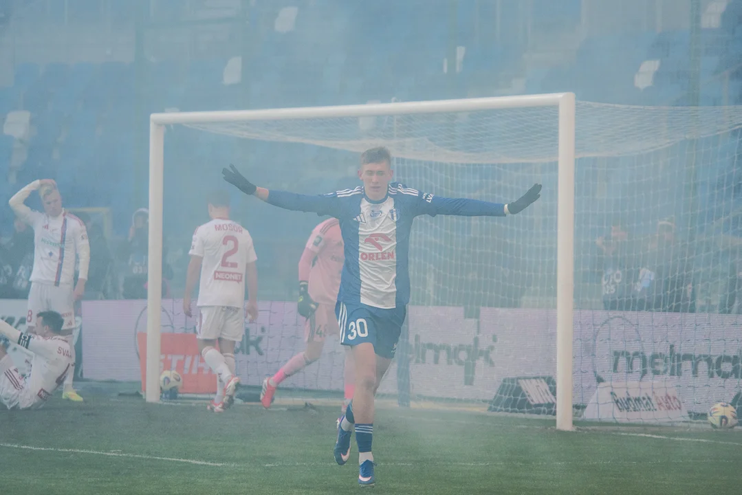 Świetna inauguracja Wisły Płock! Nafciarze pokonują Raków Częstochowa i pozostają liderem rozgrywek [ZDJĘCIA]