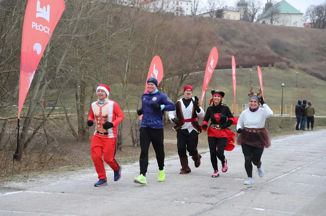 Sportowe pożegnanie roku. Za nami XV Bieg Sylwestrowy [ZDJĘCIA]