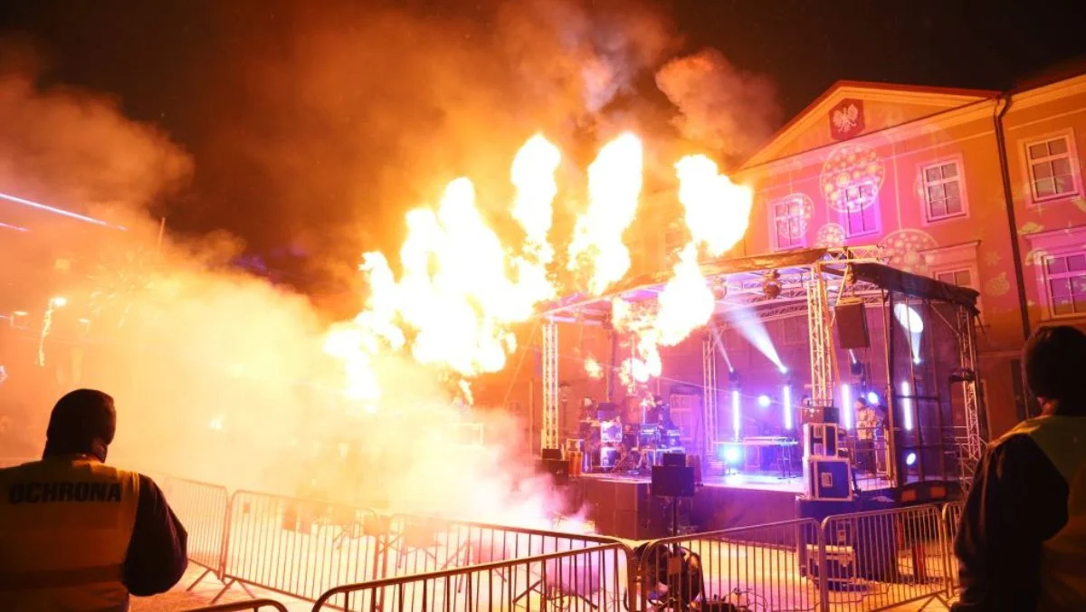 Kutno powitało Nowy Rok. Zabawa i widowiskowy pokaz fajerwerków w centrum