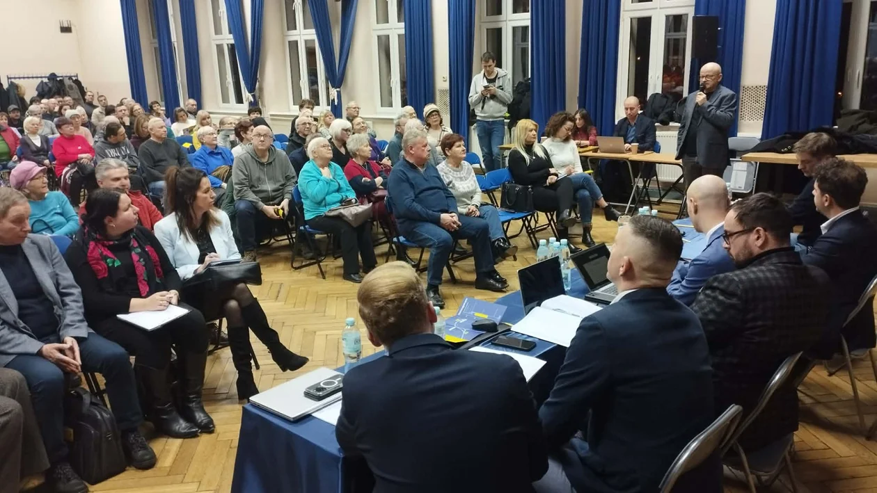 Emocje na spotkaniu w sprawie KDP. Mieszkańcy Karolewa boją się powtórki z katastrofy przy 1 Maja [FOTO]