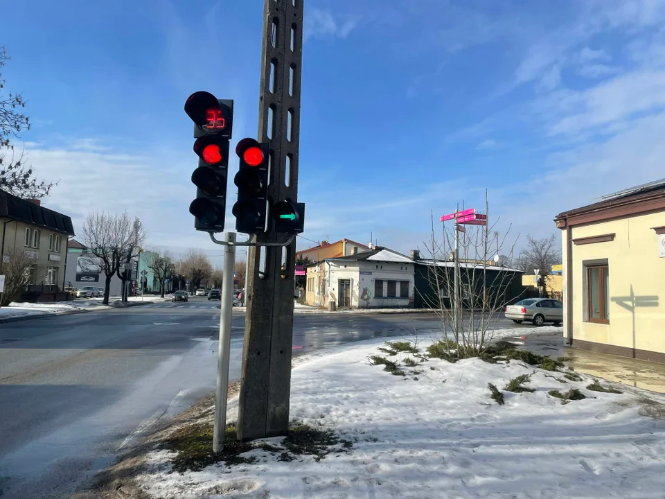 To jedyne takie skrzyżowanie w mieście. Wielu kierowców wciąż nie wie, jak się tu zachować