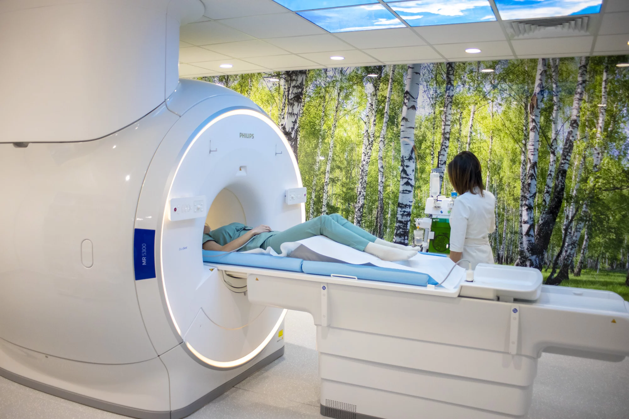 Nowoczesna diagnostyka obrazowa w Kutnie. Rezonans, tomografia, mammografia, RTG bez wyjazdu do Łodzi