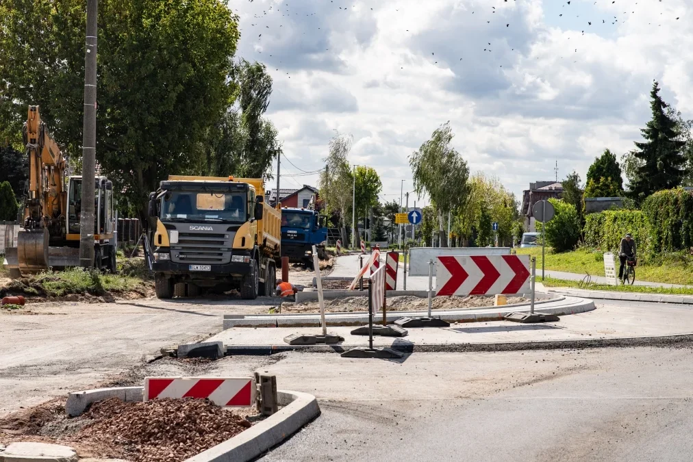 To już pewne: rozbudują drogę wojewódzką. Prace potrwają dwa i pół roku