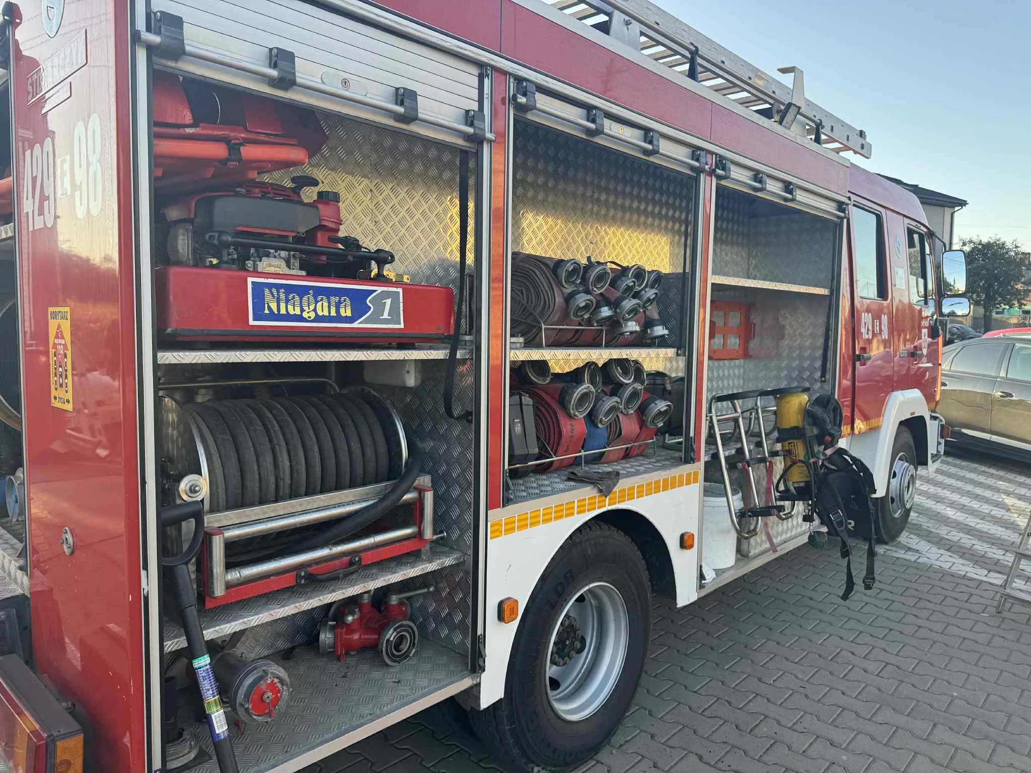 Z mieszkania dochodziło wołanie o pomoc. Druhowie z Żychlina mieli ręce pełne roboty