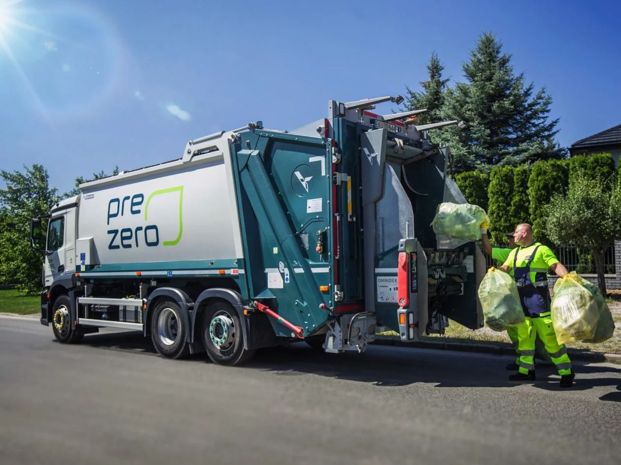 Nowe daty odbioru śmieci i mycia pojemników w Kutnie. Sprawdź swoją ulicę [HARMONOGRAM]