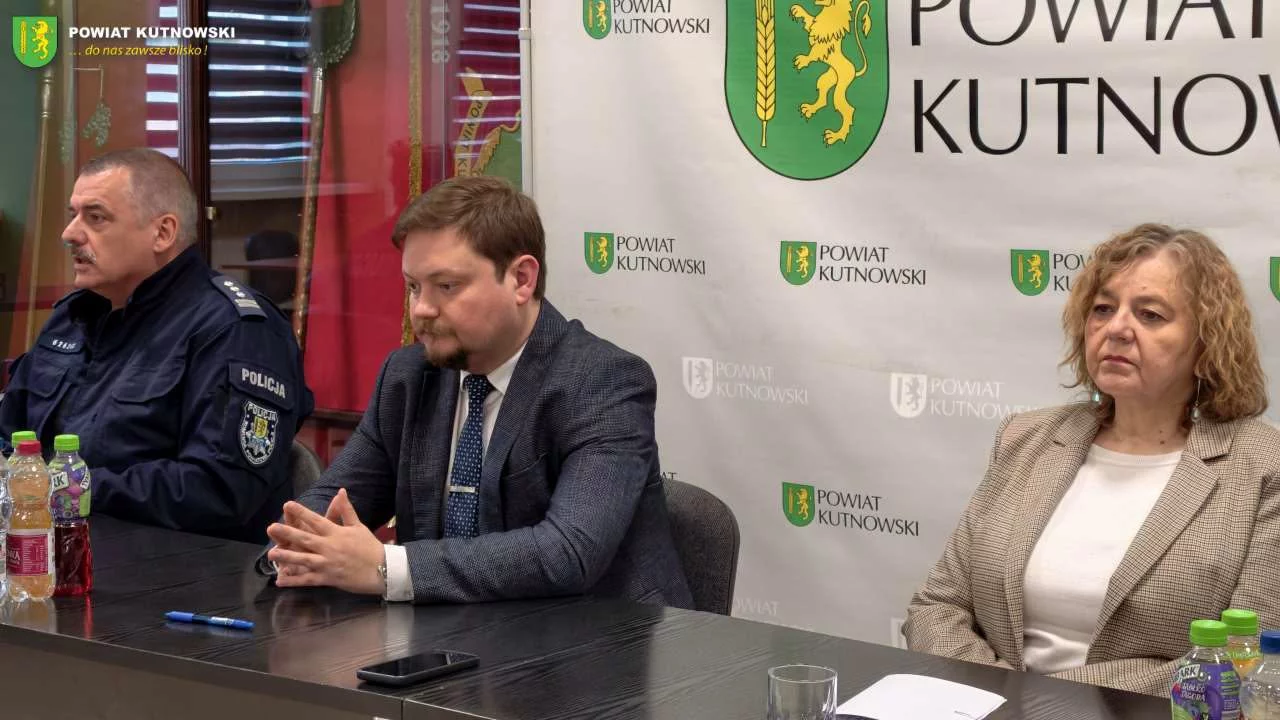 Po tragicznych wydarzeniach w polskich szkołach. W Kutnie rozmawiali o bezpieczeństwie uczniów