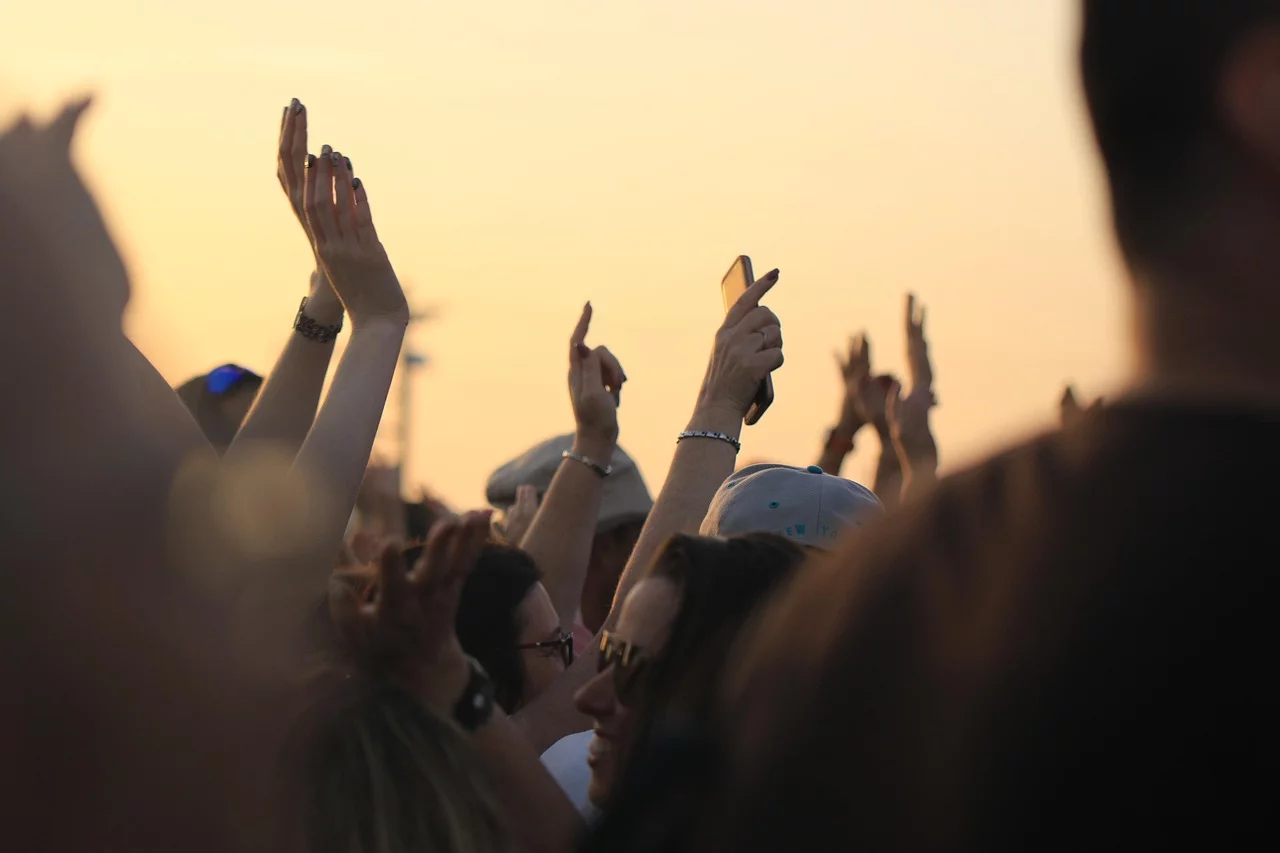 Gwiazdy disco polo i loty śmigłowcem. To będzie impreza z prawdziwym przytupem
