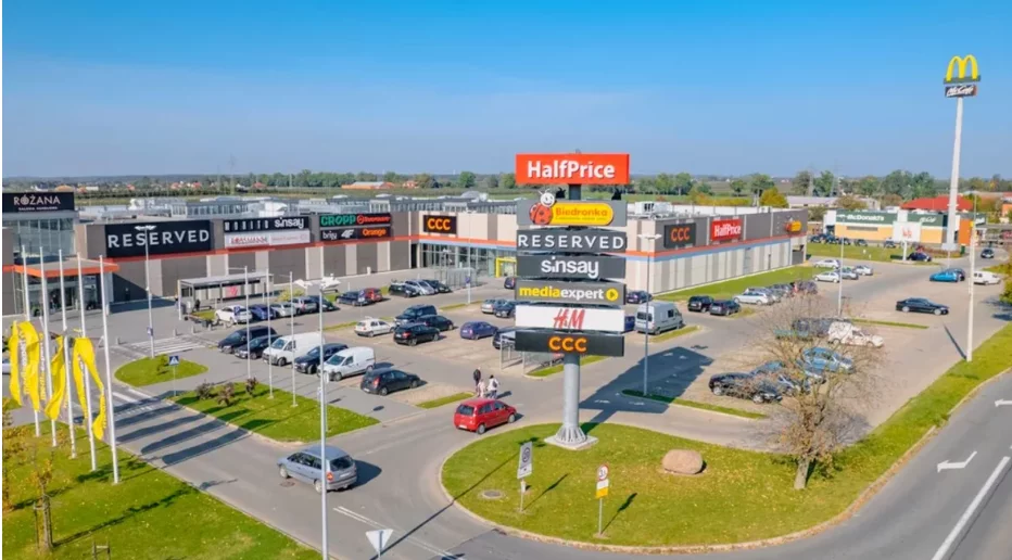 Kolejny sklep znika z Kutna. Klienci mają już tylko kilka dni