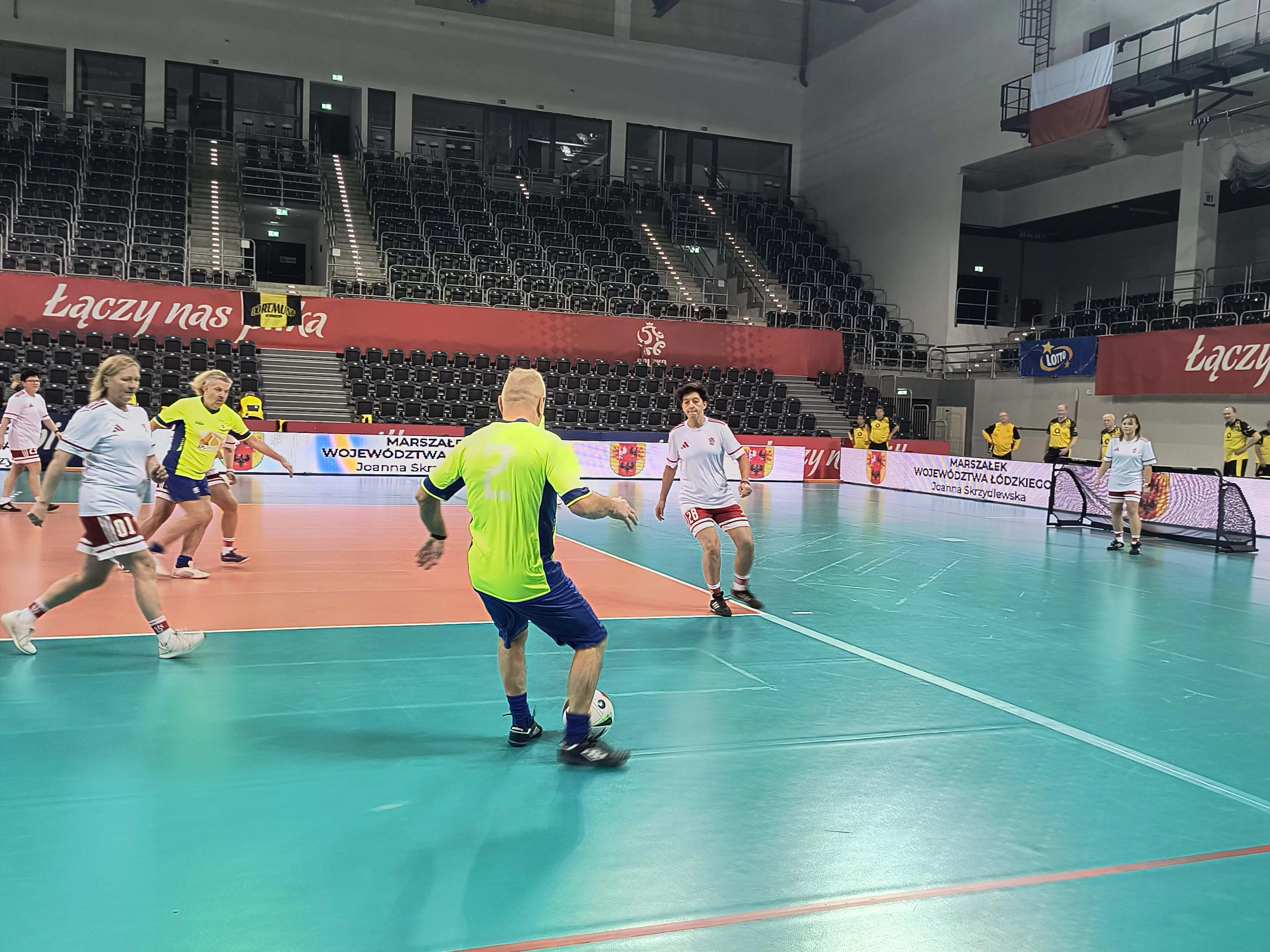 Benefis Marka Dziuby. Legendarny piłkarz uhonorowany w Sport Arenie