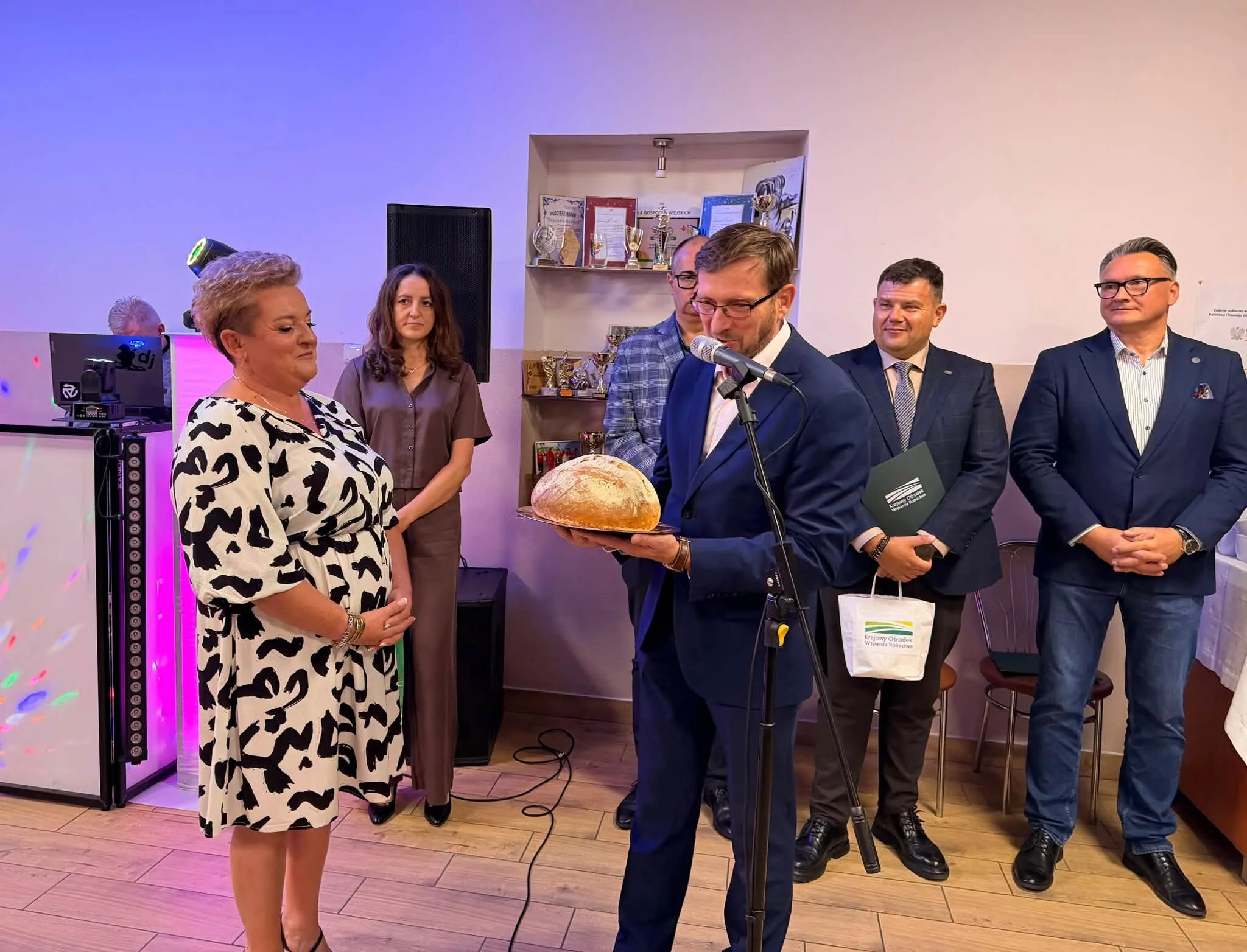 Gmina Bedlno. Dożynki w Pleckiej Dąbrowie. Był chleb, podziękowania i wspólna zabawa