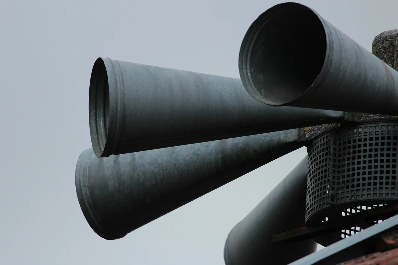 Na Orlenie zawyją syreny. Przez kilkanaście dni może być głośno