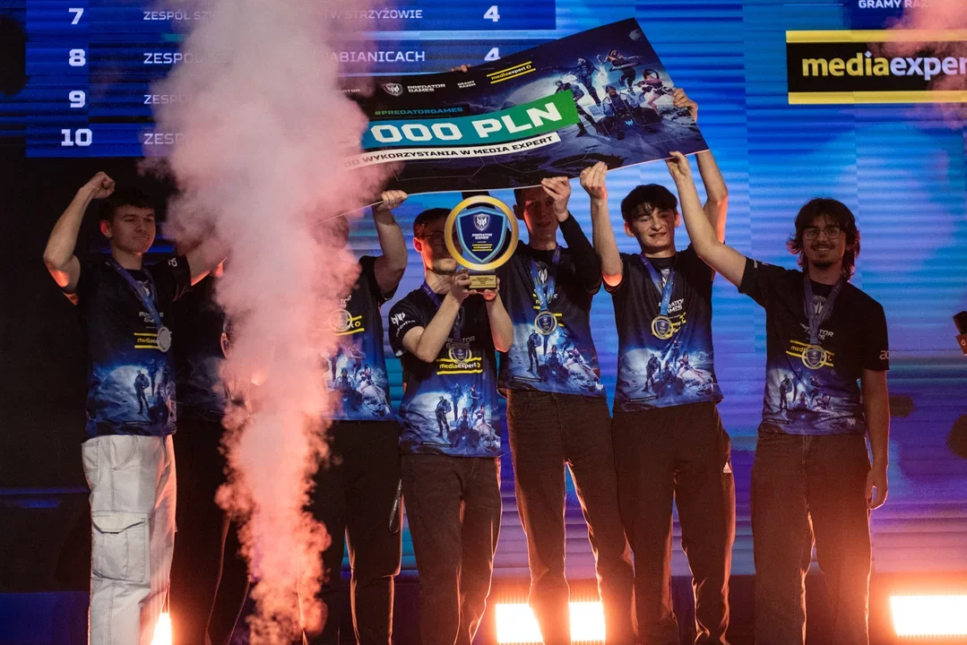 Największy międzyszkolny turniej w Europie wraca do Płocka. Będzie Izak, Sitr0x i inni