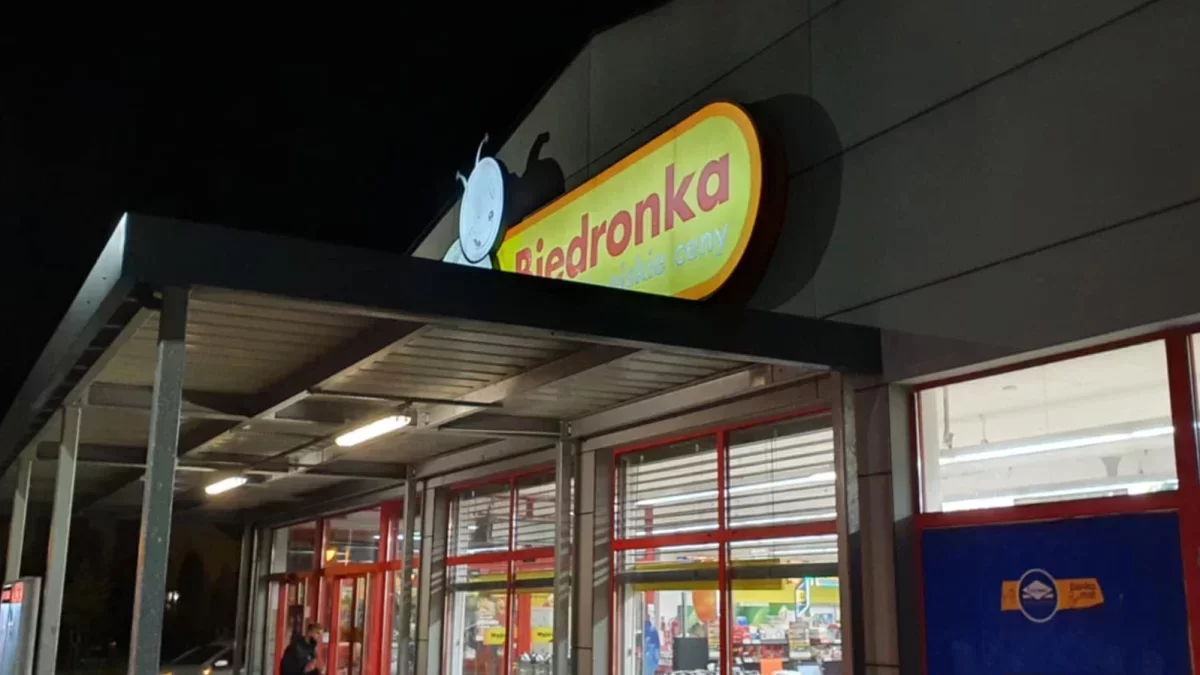 Ważna zmiana dla klientów Biedronki. Nowe zasady już obowiązują