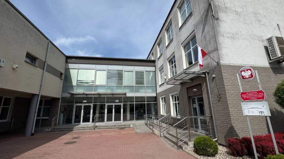 Rekrutacja do szkół średnich w Płocku. Kilka placówek przeżyło spore oblężenie, w innych są jeszcze wolne miejsca