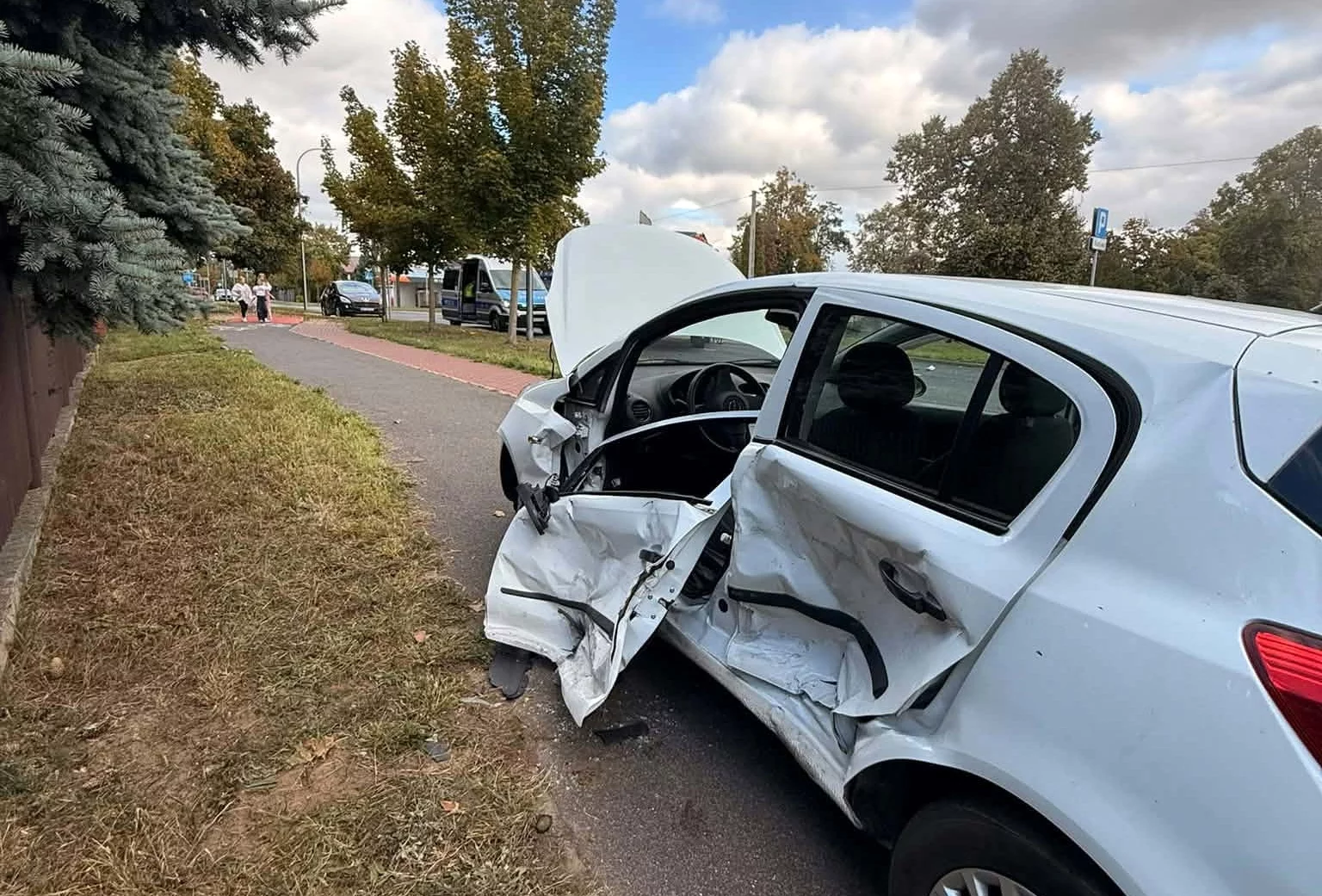 Wypadek w Płocku. Kierowca w stanie ciężkim