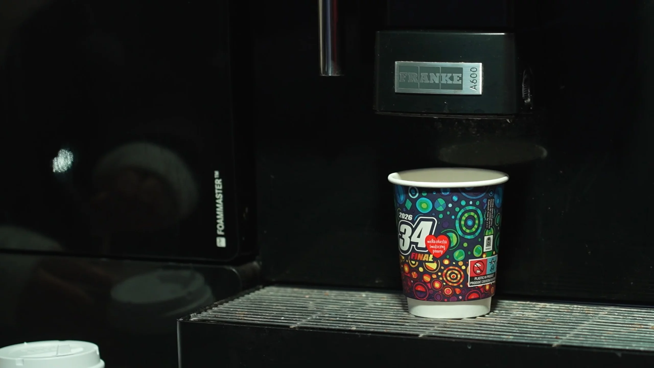 Kawa pomaga do końca stycznia. Akcja na stacjach ORLENU przez cały czas trwa [WIDEO]