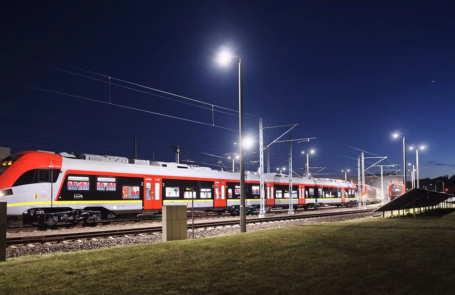 Płock-Łódź po kilku tygodniach. Jaka frekwencja w pociągach?