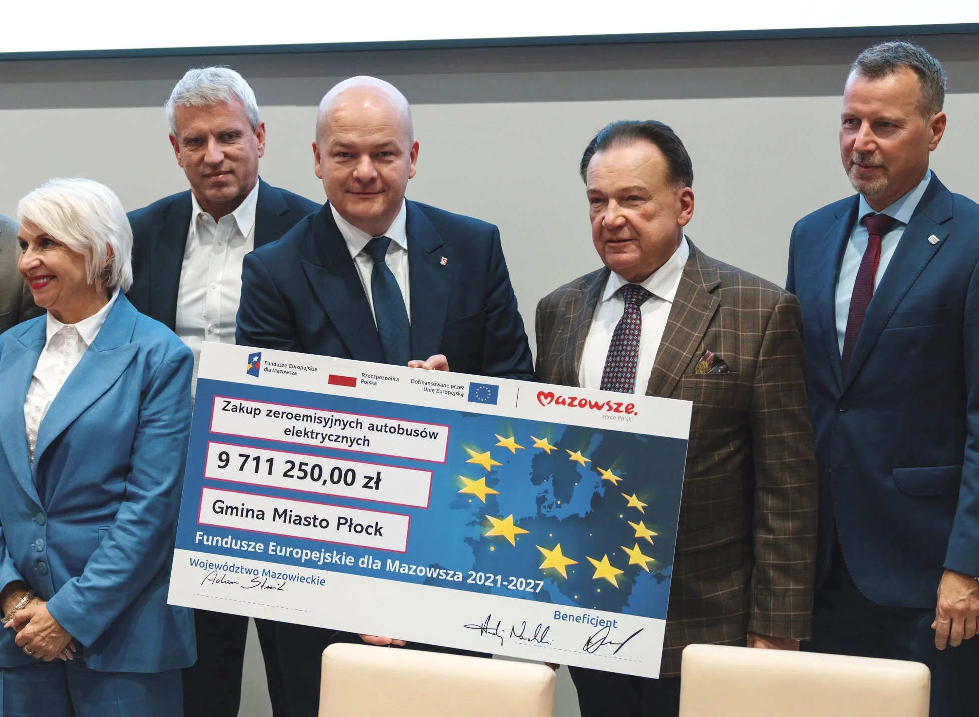 Miasto kupuje kolejne autobusy. Łączny koszt zeroemisyjnego taboru to już prawie 130 mln zł