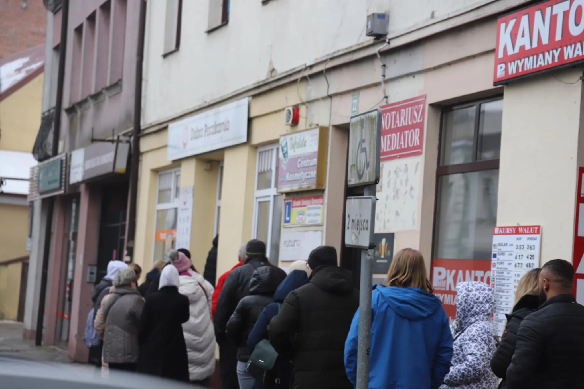 Tłusty czwartek 2026. Porównujemy ceny pączków w Płocku