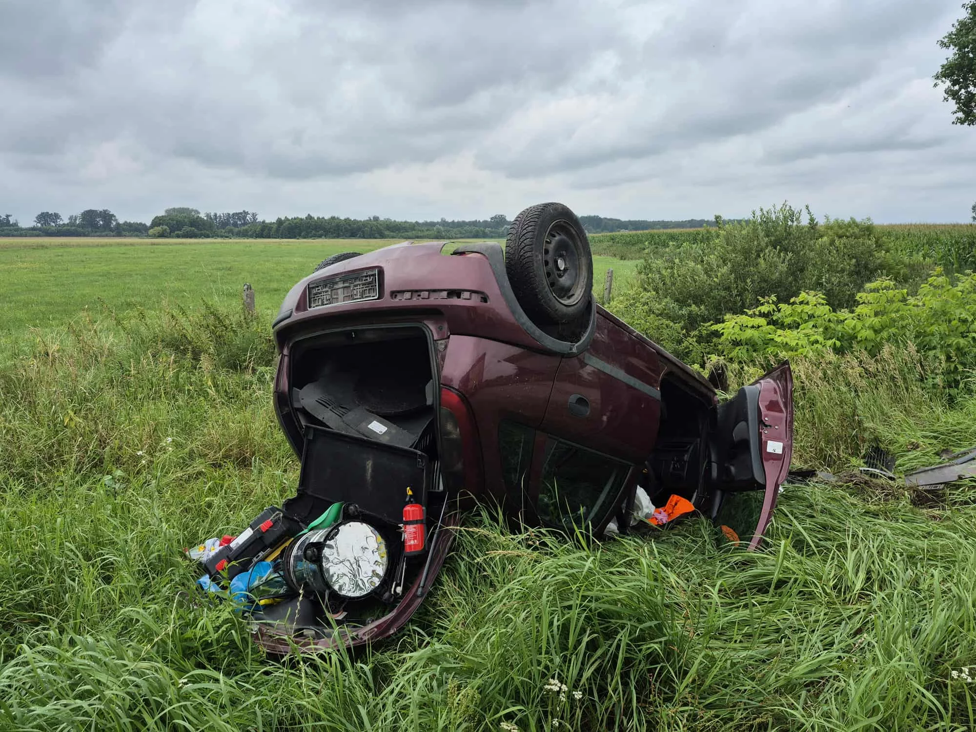 Kolejny groźny wypadek pod Płockiem. Dwie osoby ranne, wśród nich 2-letnie dziecko!