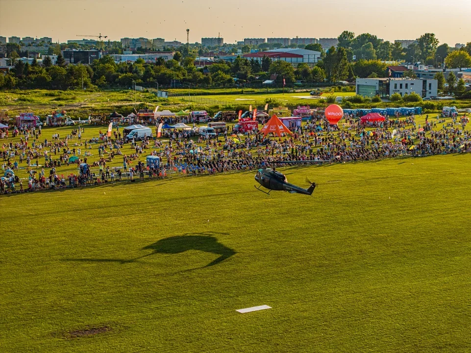 Dwudniowa impreza, pirotechnika i nocne pokazy. Oto plany na tegoroczny Piknik Lotniczy w Płocku [ROZMOWA]