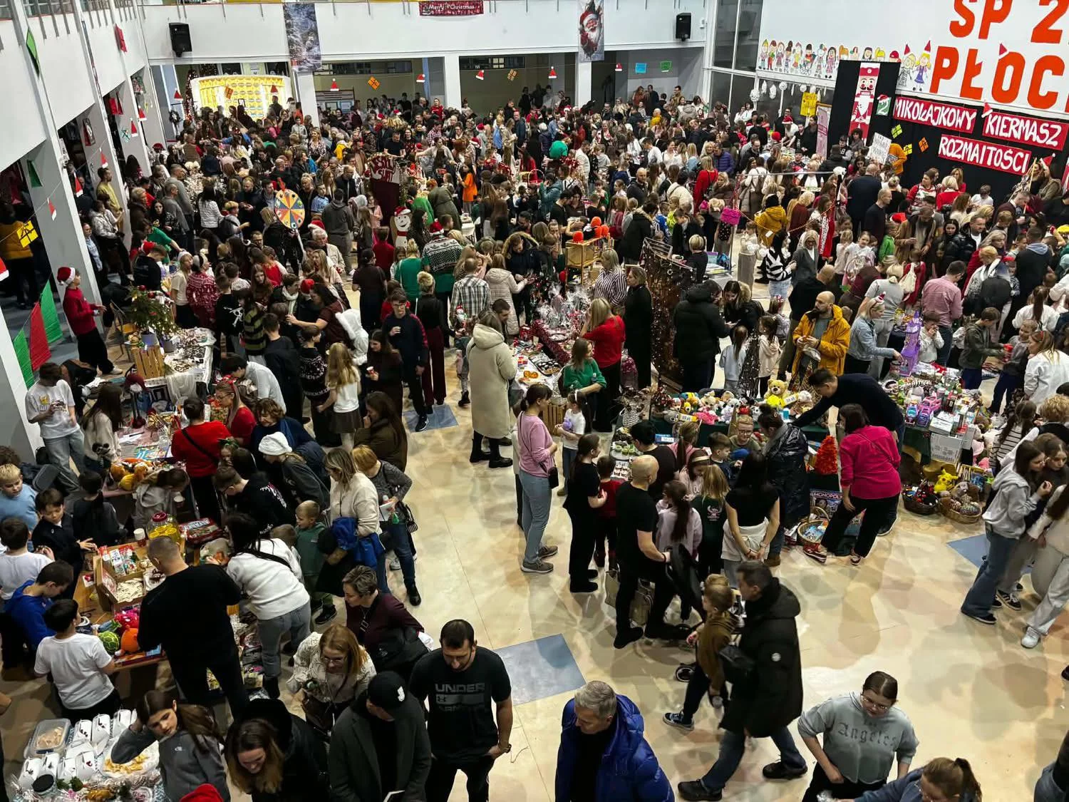 To miała być skromna szkolna impreza w Płocku. Po dwóch godzinach nie wierzyli własnym oczom!