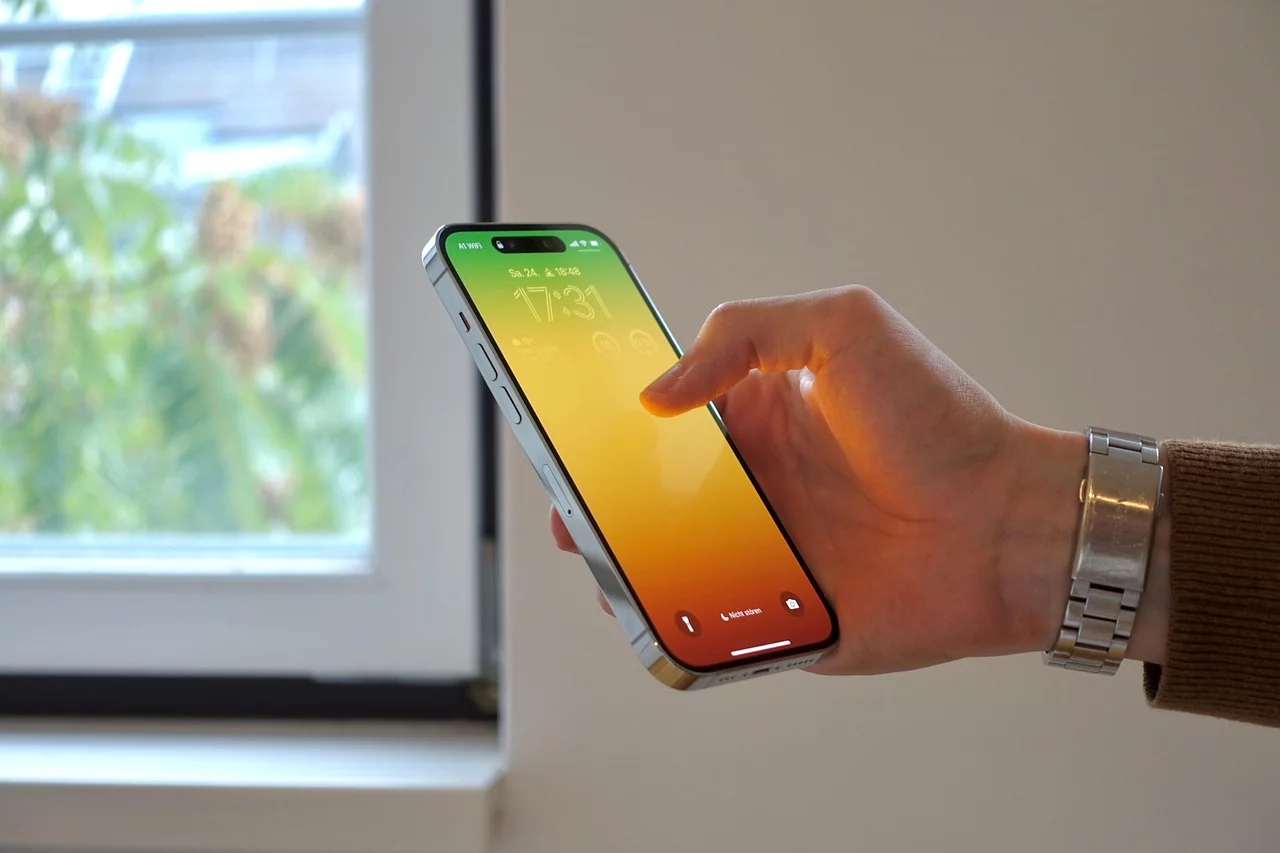 Telefony z podejrzanych numerów? Ten jeden błąd sprawia, iż dzwonią jeszcze częściej