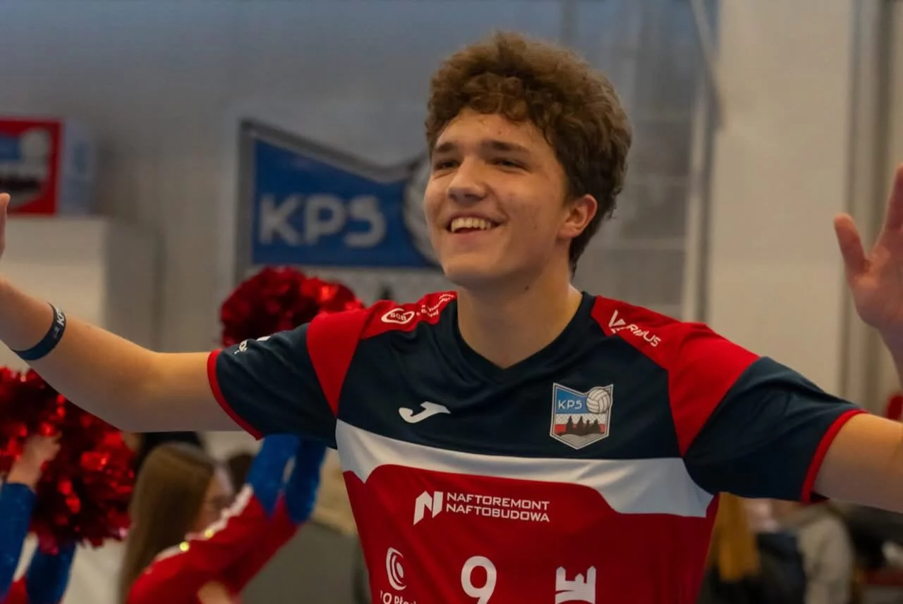 Jakub Dobrolubow (KPS Płock): Studia, Real Madryt, Leon i Perugia