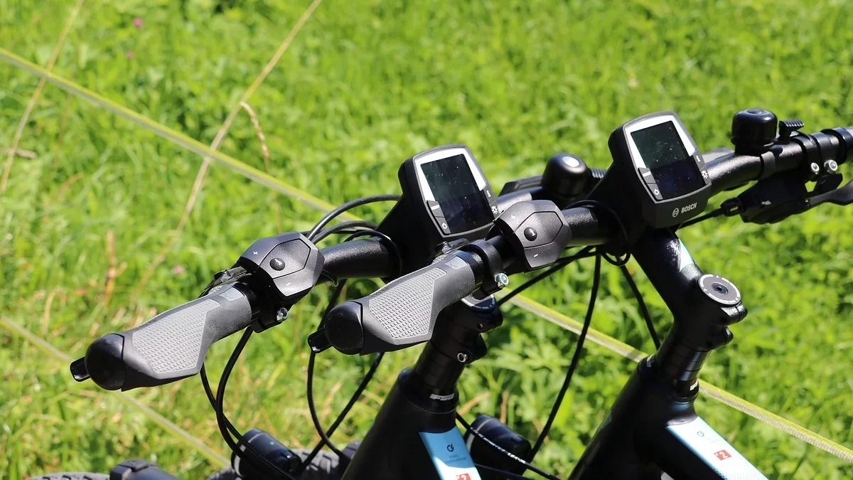 Nawet 3000 zł na elektryczny rower. Radny chce, by miasto dopłacało mieszkańcom