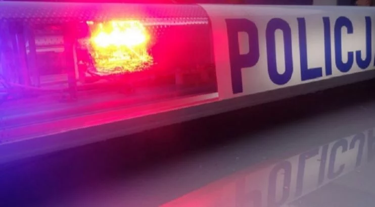 Sceny grozy w Płocku. Zaatakował ochroniarza i policjantkę