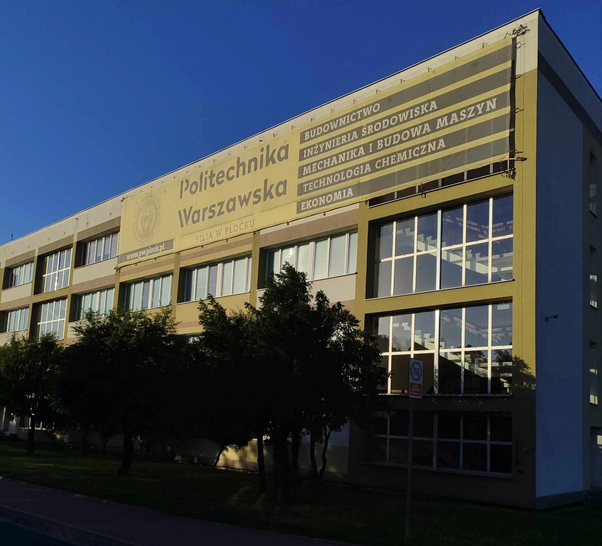 Wyniki rekrutacji na Politechnice Warszawskiej w Płocku. Nowy kierunek okazał się hitem