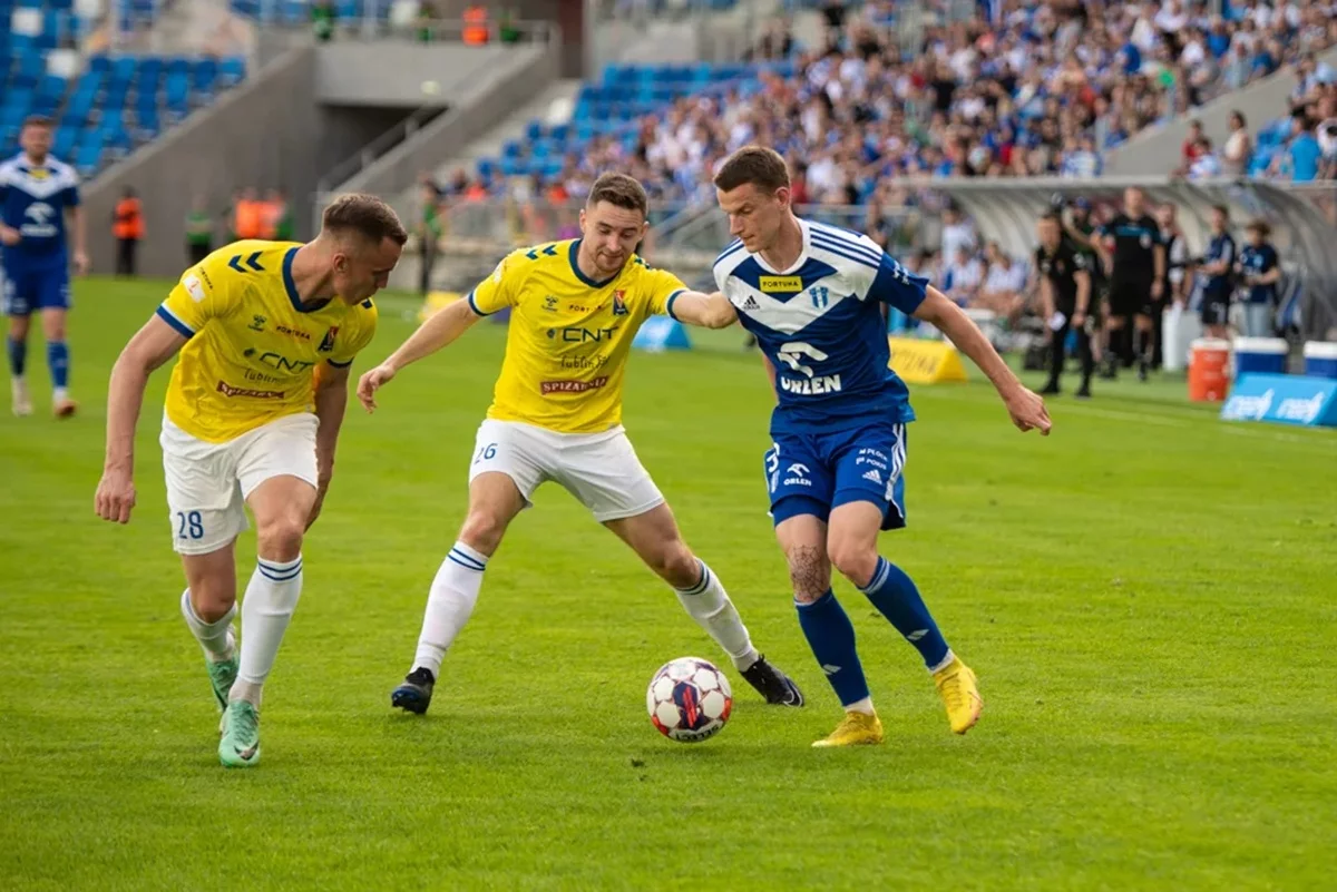 Wisła Płock idzie po piłkarza Motoru Lublin. W Turcji realizowane są rozmowy