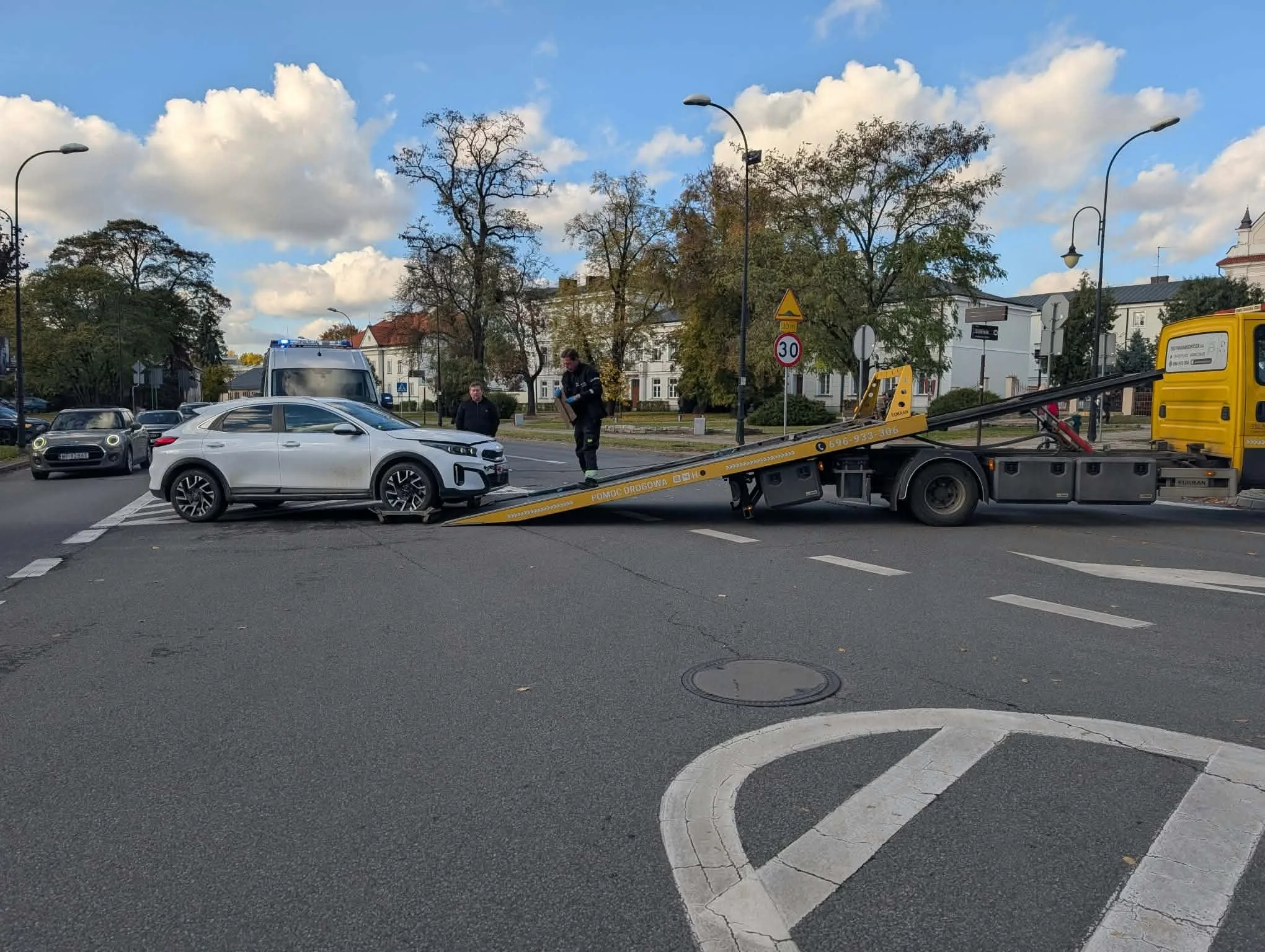 Wypadek w centrum Płocka. Dwie osoby są ranne!