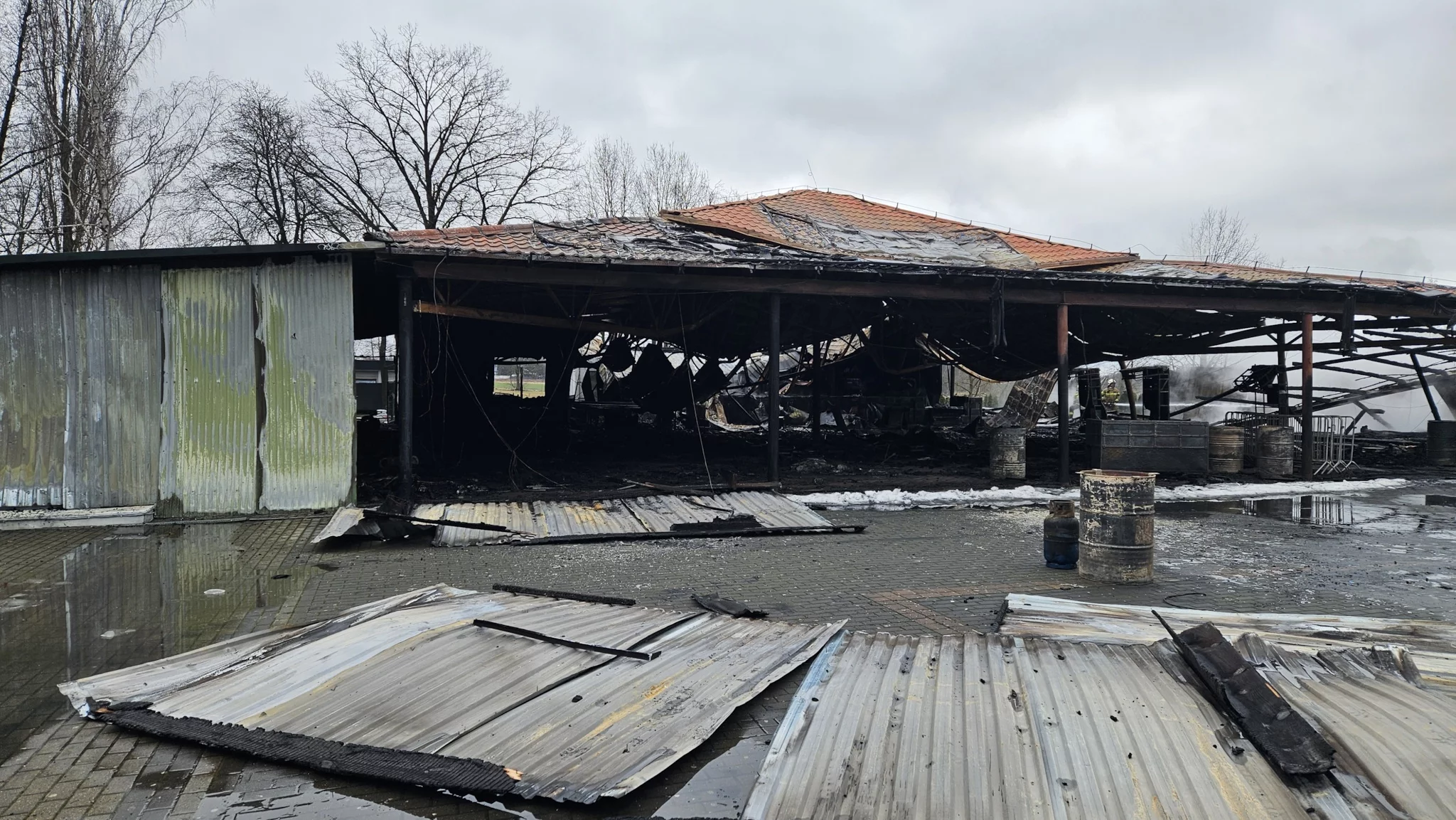 Plaża Patelnia po tragicznym pożarze pod Płockiem: Jeszcze nie wiemy jak, ale spotkamy się z Wami 1 maja!