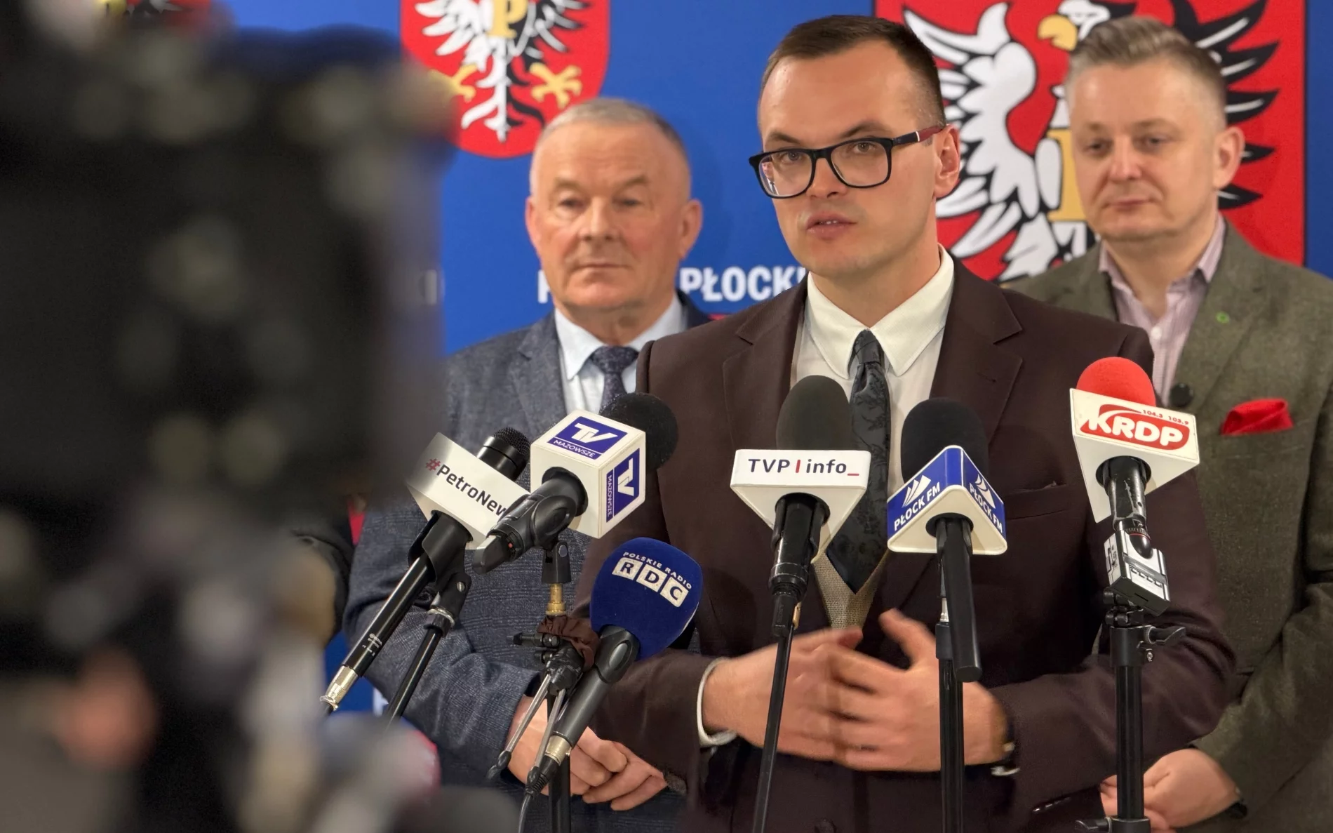 Nowe ścieżki, boiska i sale sportowe. Ambitne plany inwestycyjne podpłockiej gminy [ROZMOWA]