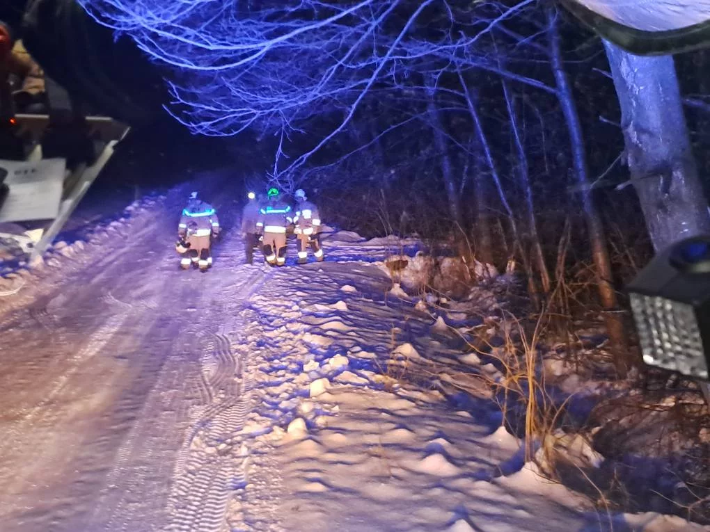 Tragedia na Mazowszu. Ciało kobiety odnalezione w zaspie. Czy doszło do zabójstwa?