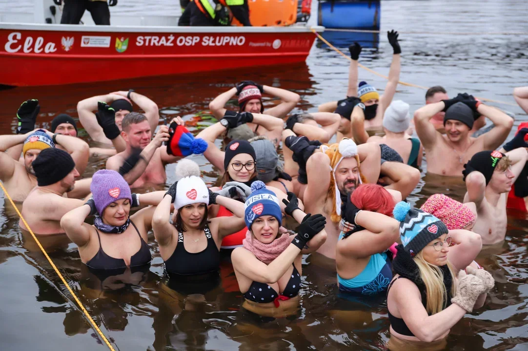 To będzie morsowanie z sercem. Zapraszają gorąco do lodowatej wody!