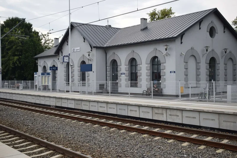 Obrazek do pytania - Ile w Zgierzu jest stacji kolejowych?