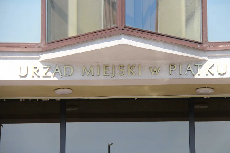 Obrazek do pytania - W którym roku Piątek odzyskał prawa miejskie?