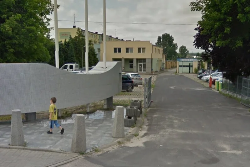 Obrazek do pytania - Bełchatowianie i mieszkańcy powiatu często bywają w tym miejscu. Co teraz znajduje się w tym budynku?